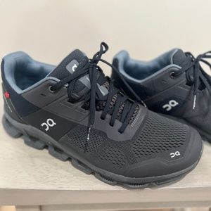 On Cloud Aces (Mens, Size 12.5) Like New!